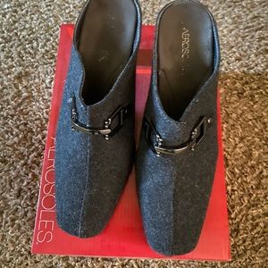 Aerosoles women’s dress shoes